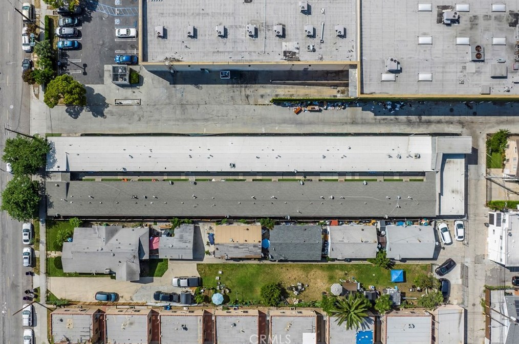 345 20th St, Long Beach CA  90806-4910 exterior
