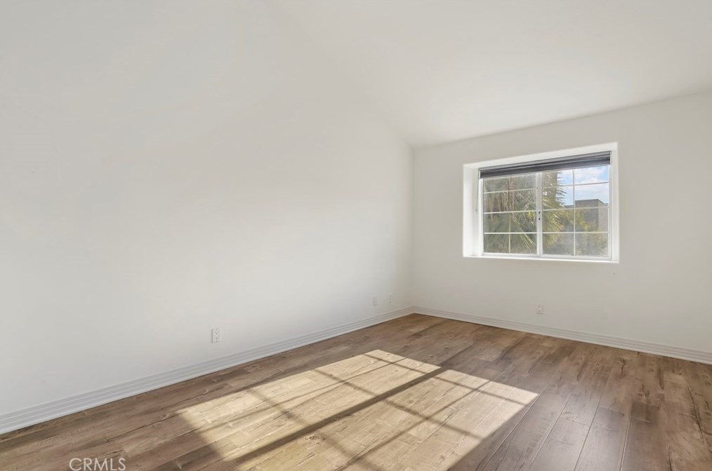 2137 Colby Ave, Los Angeles CA  90025-6207 exterior