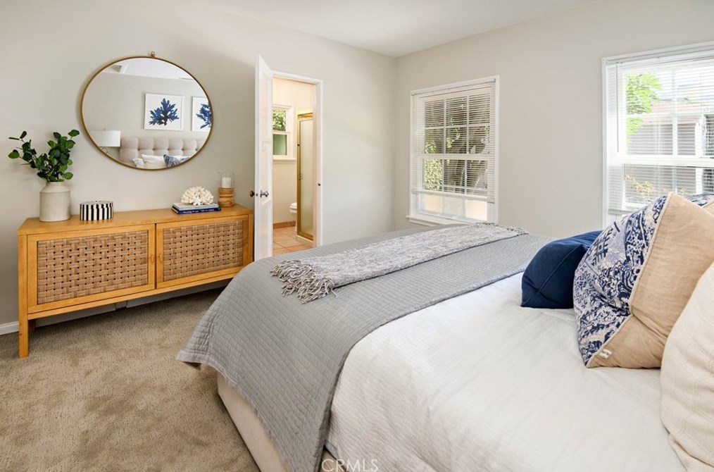 430 Loma Vis St, El Segundo CA 90245-2901 exterior