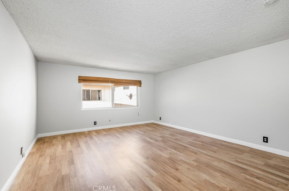 945 Main St, El Segundo CA 90245-2363 exterior