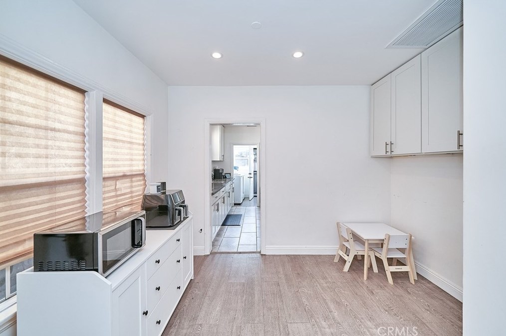 146 45th St, Los Angeles CA  90011-3470 exterior