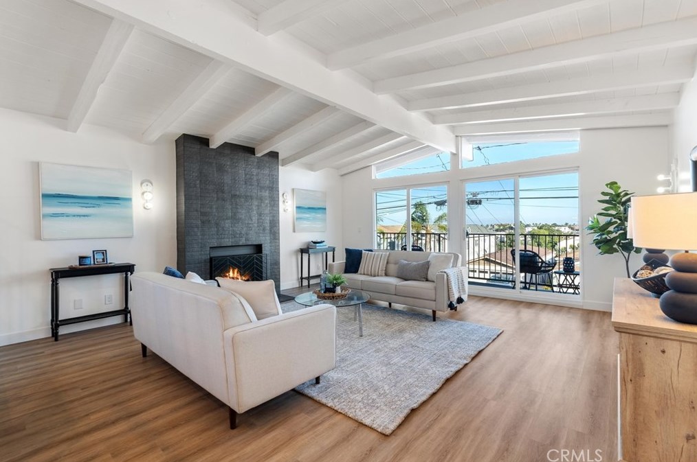 1727 Wollacott St, Redondo Beach CA  90278-2835 exterior
