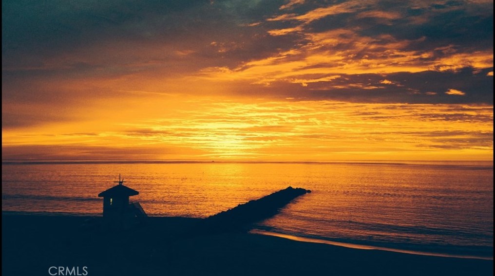 625 Esplanade, Redondo Beach CA  90277-4142 exterior