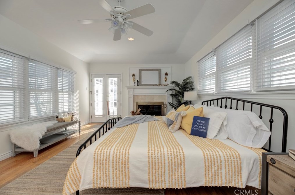 204 Walnut Ave, El Segundo CA  90245-2353 exterior