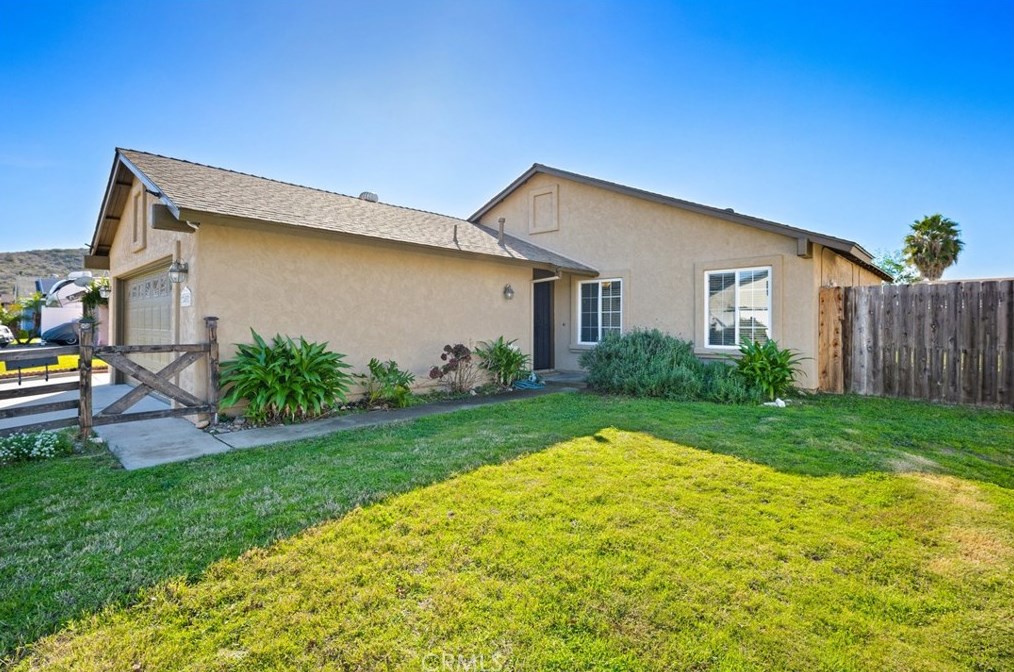 2458 Doubletree Rd, Spring Valley CA  91978-1913 exterior