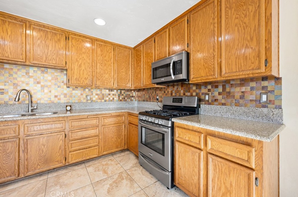 2458 Doubletree Rd, Spring Valley CA  91978-1913 exterior