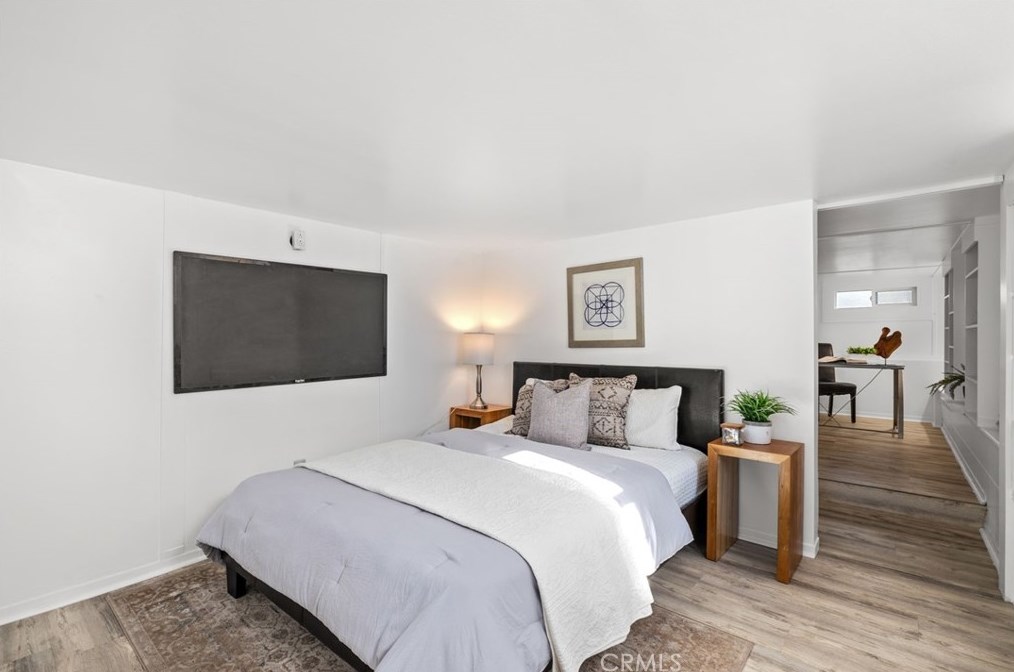 729 Maltman Ave, Los Angeles CA  90026-3550 exterior