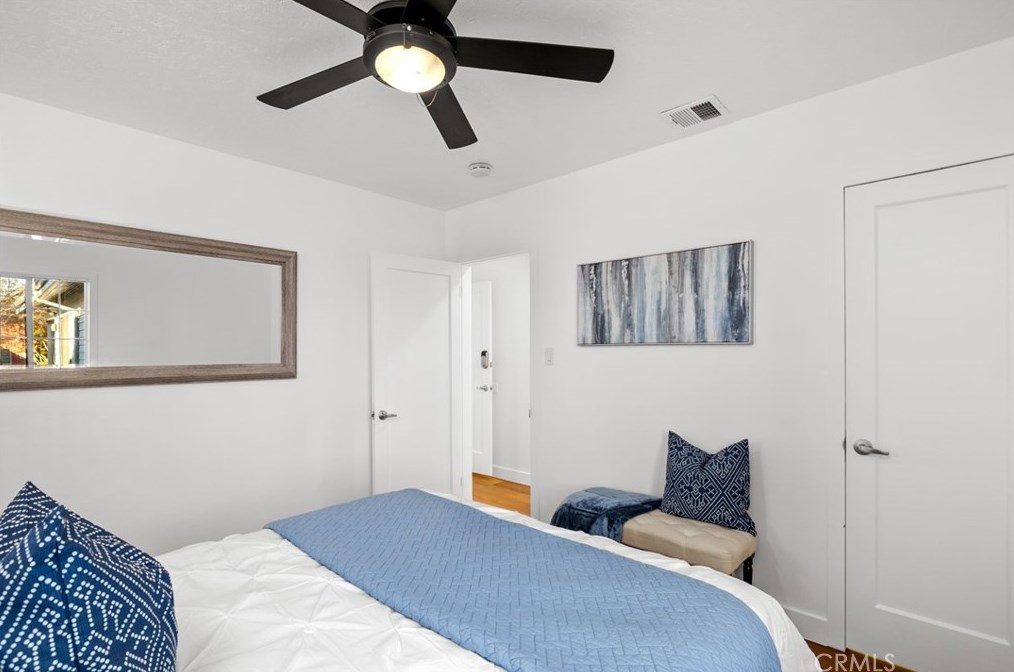 729 Maltman Ave, Los Angeles CA  90026-3550 exterior
