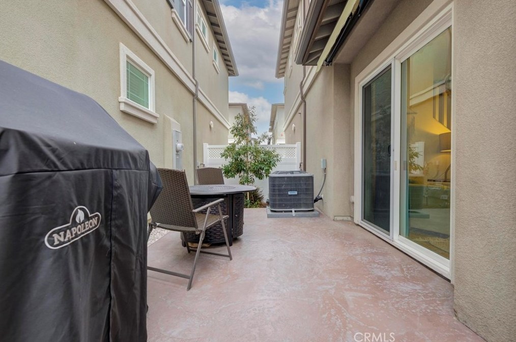 20415 Earl St, Torrance CA  90503-2415 exterior
