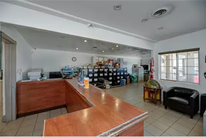 16301 W Hawthorne Boulevard, Lawndale, CA 90260 - Photo 13