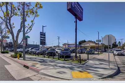 16301 W Hawthorne Boulevard, Lawndale, CA 90260 - Photo 1