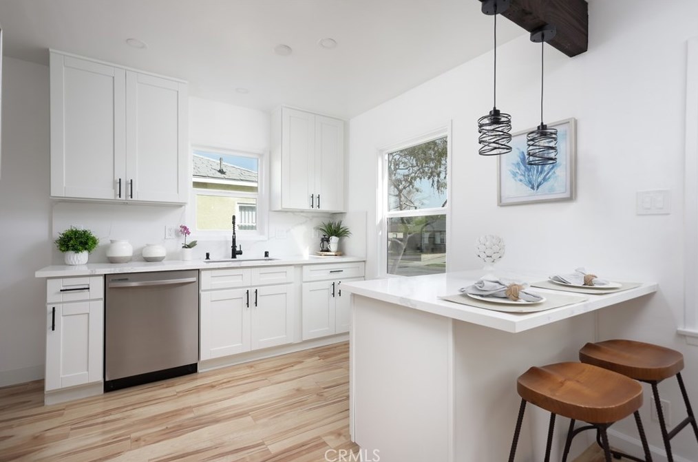 17203 Elgar Ave, Torrance CA  90504-2623 exterior