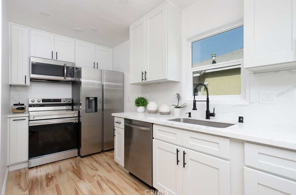 17203 Elgar Ave, Torrance CA  90504-2623 exterior