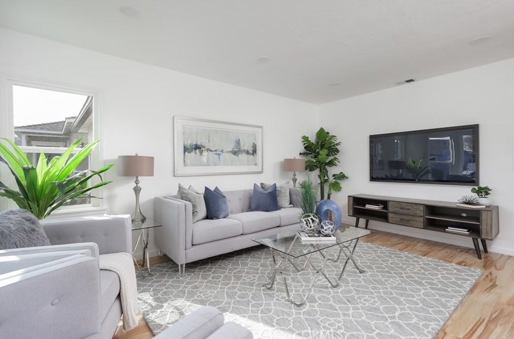 17203 Elgar Ave, Torrance CA  90504-2623 exterior