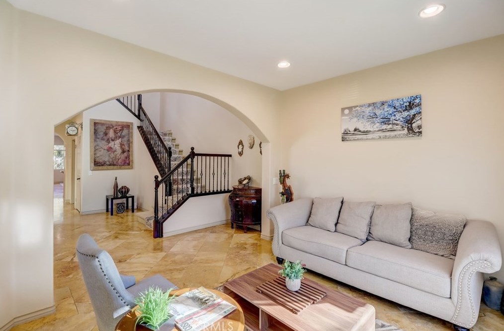 36260 Redbud Ln, Murrieta CA  92562-4382 exterior