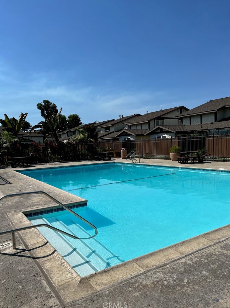 22327 Harbor Ridge Ln, Torrance CA  90502-2428 exterior