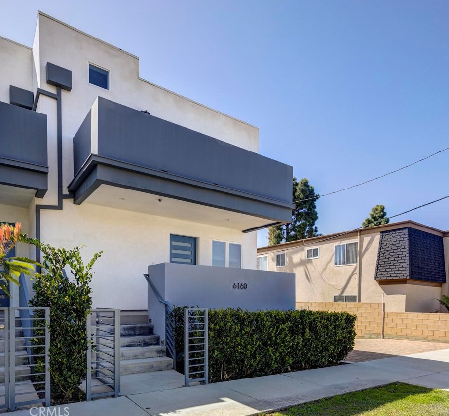 6160 Pacific Coast Hwy, Redondo Beach CA  90277-5907 exterior
