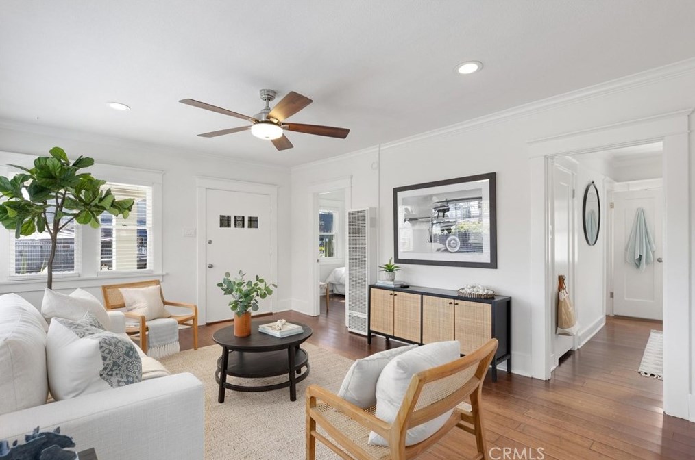 1641 10th St, Long Beach CA  90813-5035 exterior