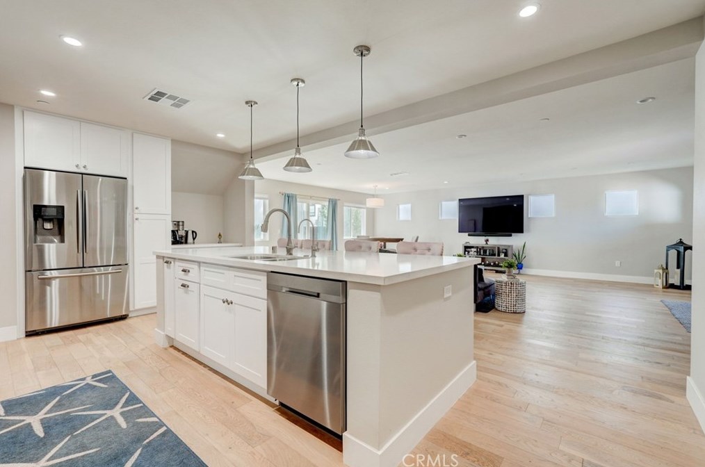 24236 Ocean Ave, Torrance CA  90505-6428 exterior