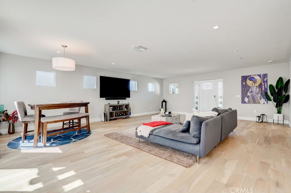 24236 Ocean Ave, Torrance CA  90505-6428 exterior