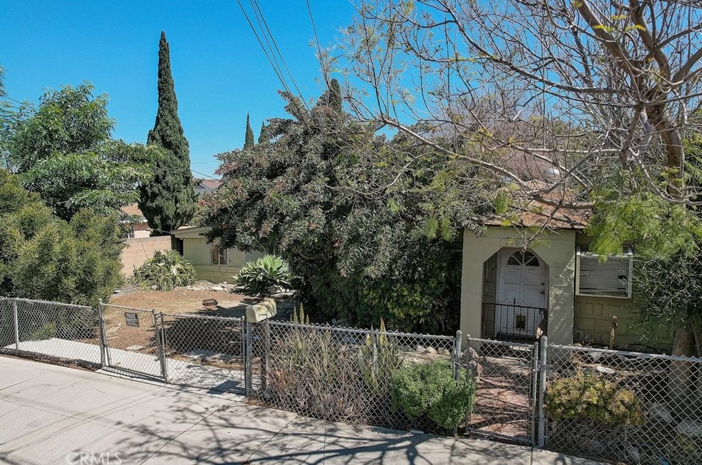 21036 Shearer Ave, Long Beach CA  90745-1234 exterior