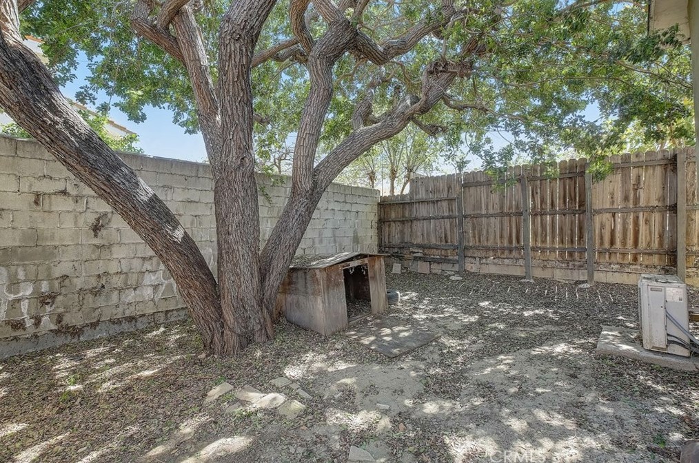 21036 Shearer Ave, Long Beach CA  90745-1234 exterior