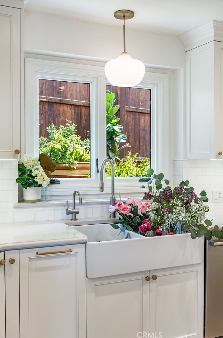 1644 Espinosa Cir, Palos Verdes Estates CA  90274-1920 exterior