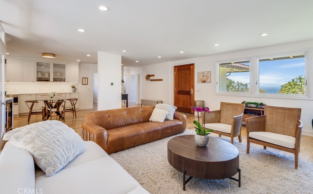 1644 Espinosa Cir, Palos Verdes Estates CA  90274-1920 exterior