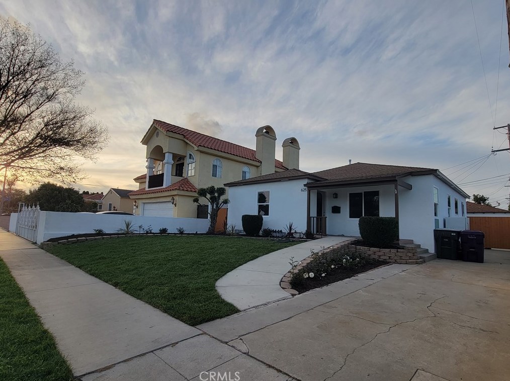 625 31 St, Long Beach CA 90806-1301 exterior