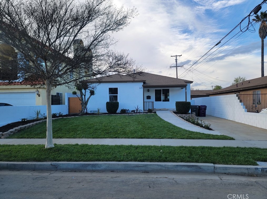 625 31 St, Long Beach CA 90806-1301 exterior