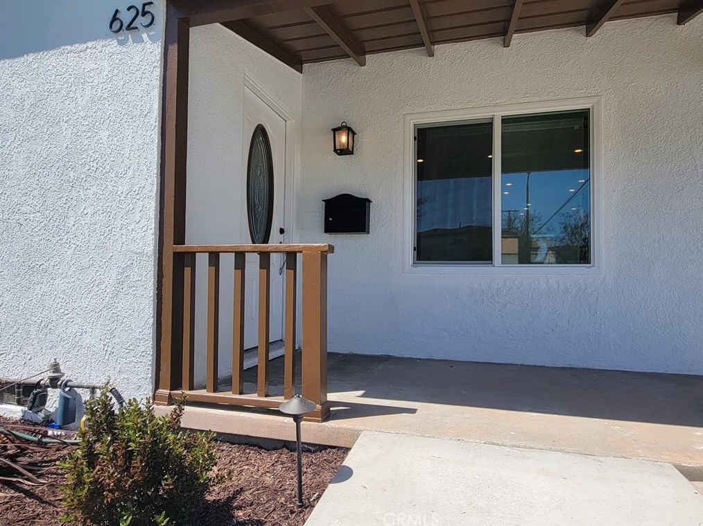 625 31 St, Long Beach CA 90806-1301 exterior