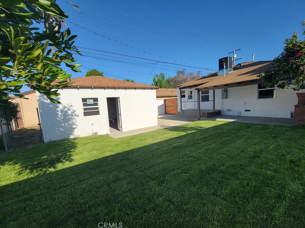 625 31 St, Long Beach CA 90806-1301 exterior