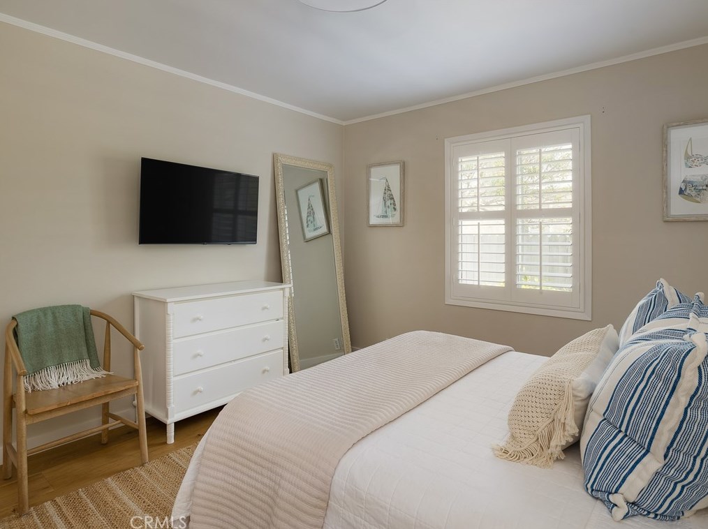 7822 Boeing Ave, Los Angeles CA  90045-3120 exterior