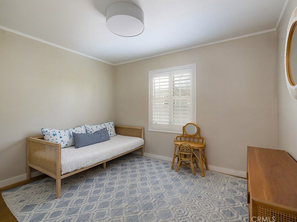 7822 Boeing Ave, Los Angeles CA  90045-3120 exterior