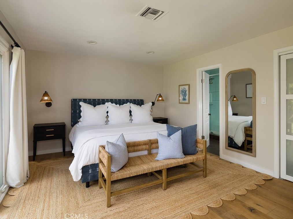 7822 Boeing Ave, Los Angeles CA  90045-3120 exterior