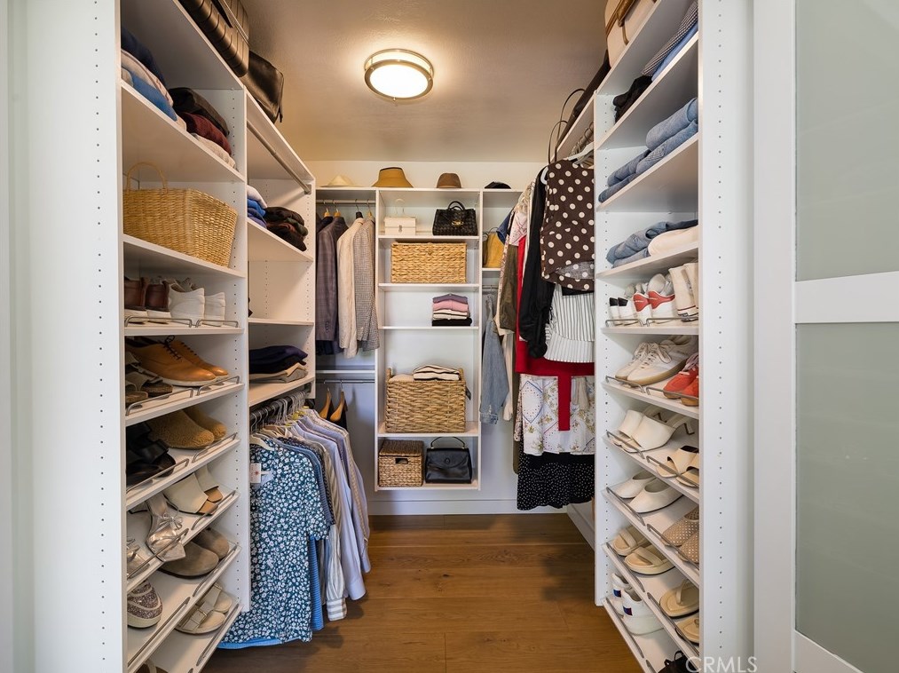 7822 Boeing Ave, Los Angeles CA  90045-3120 exterior