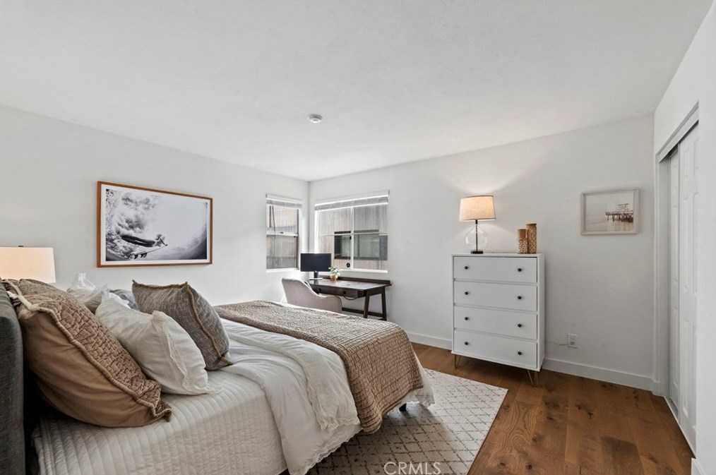 1078 Monterey Blvd, Hermosa Beach CA  90254-3745 exterior
