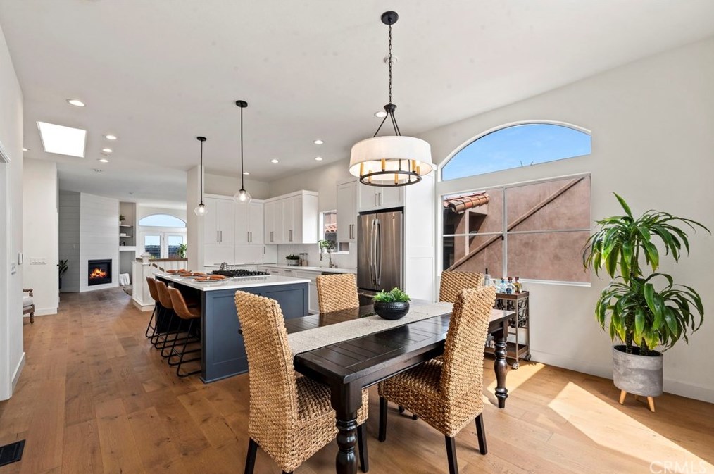 1078 Monterey Blvd, Hermosa Beach CA  90254-3745 exterior