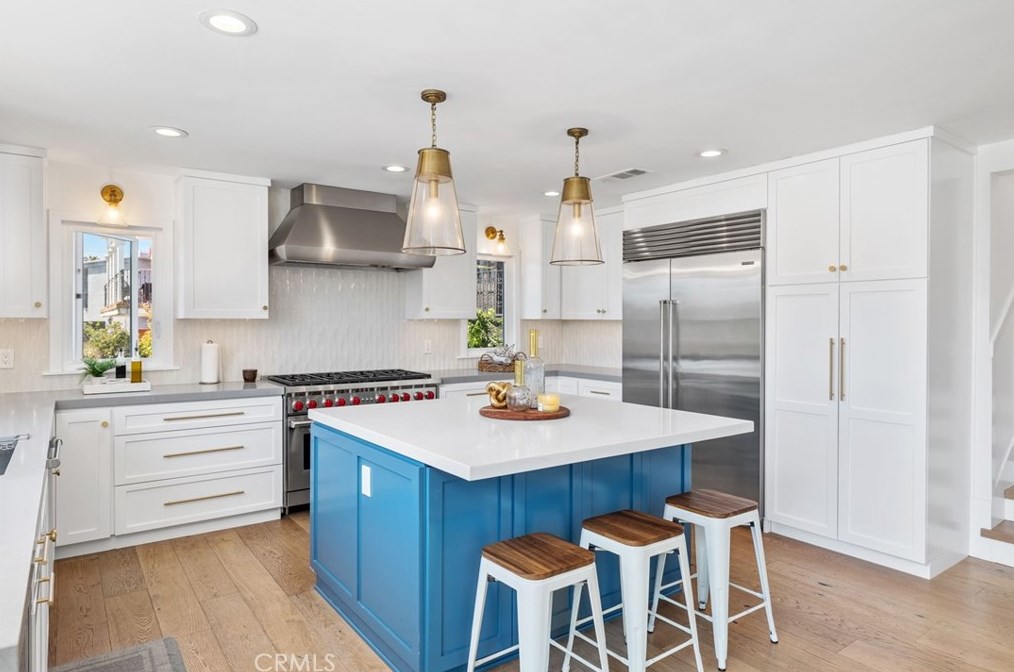 422 Maple Ave, El Segundo CA  90245-2422 exterior