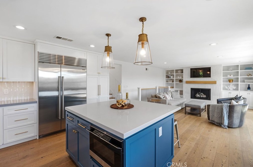 422 Maple Ave, El Segundo CA  90245-2422 exterior