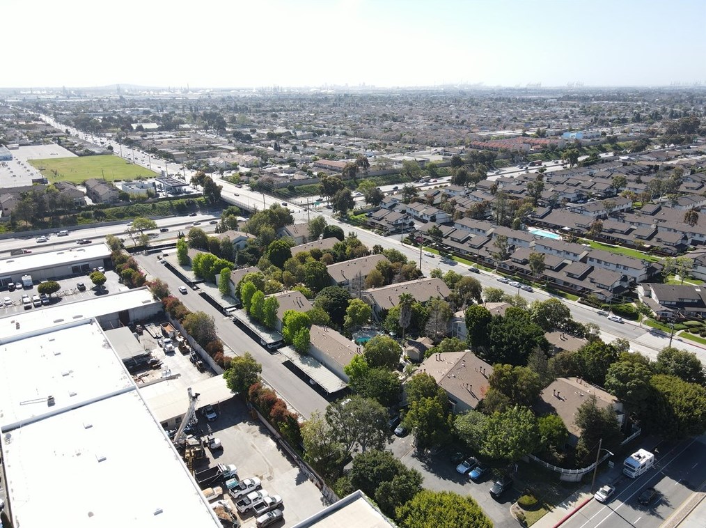 22220 Vermont Ave, Torrance CA  90502-2143 exterior