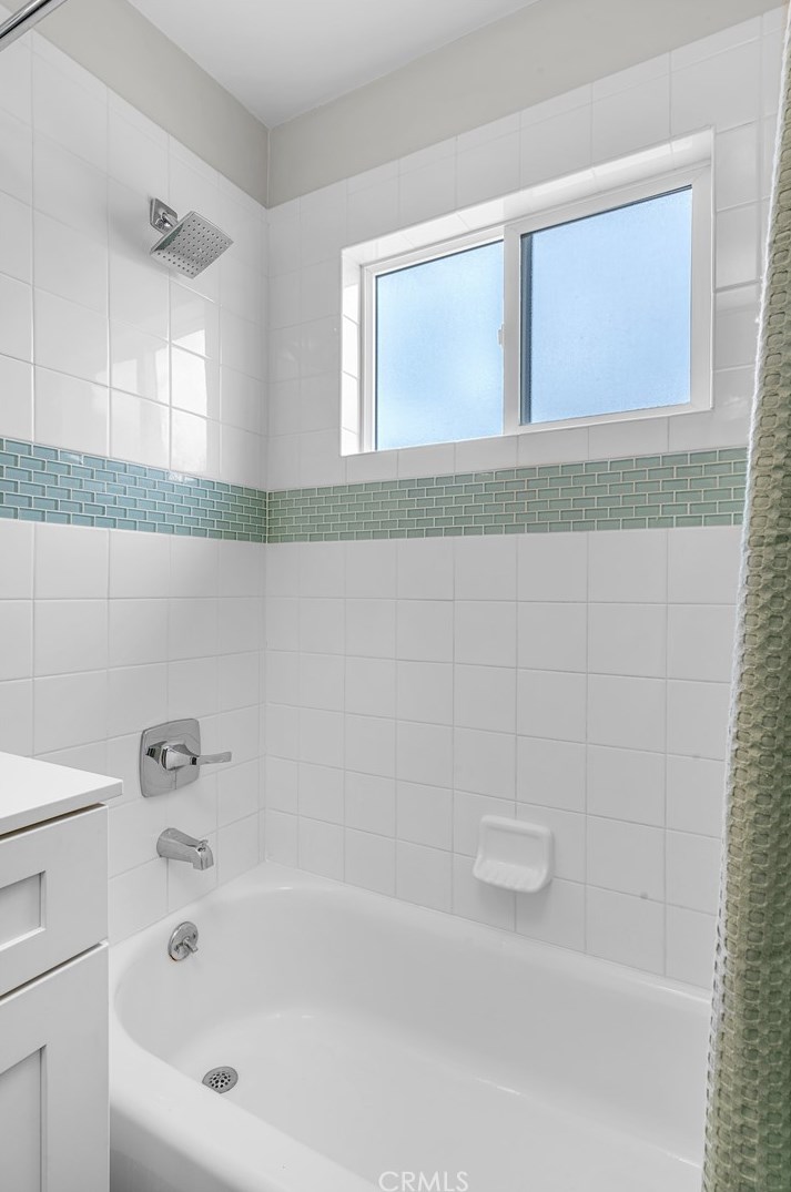 2427 239 St, Torrance CA  90501-5925 exterior