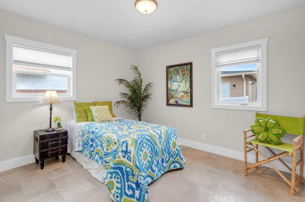 2427 239 St, Torrance CA  90501-5925 exterior