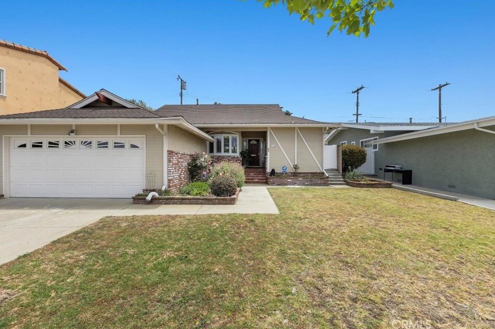 1968 235 Pl, Torrance CA  90501-6043 exterior