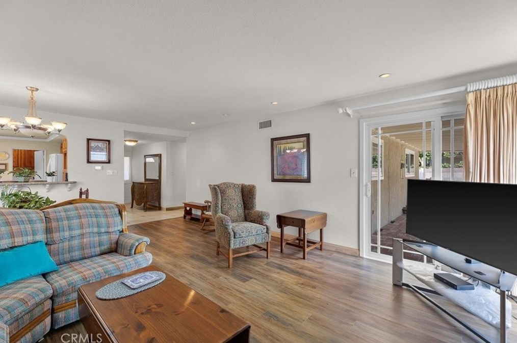 1968 235 Pl, Torrance CA  90501-6043 exterior