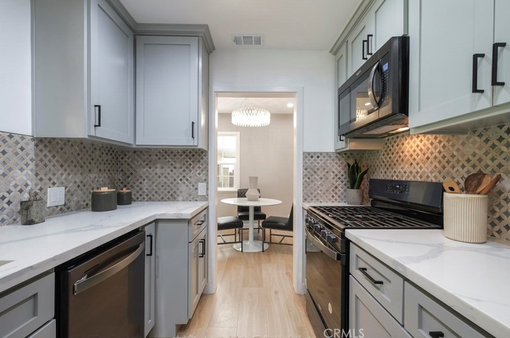 4913 Sharynne Ln, Torrance CA  90505-3356 exterior