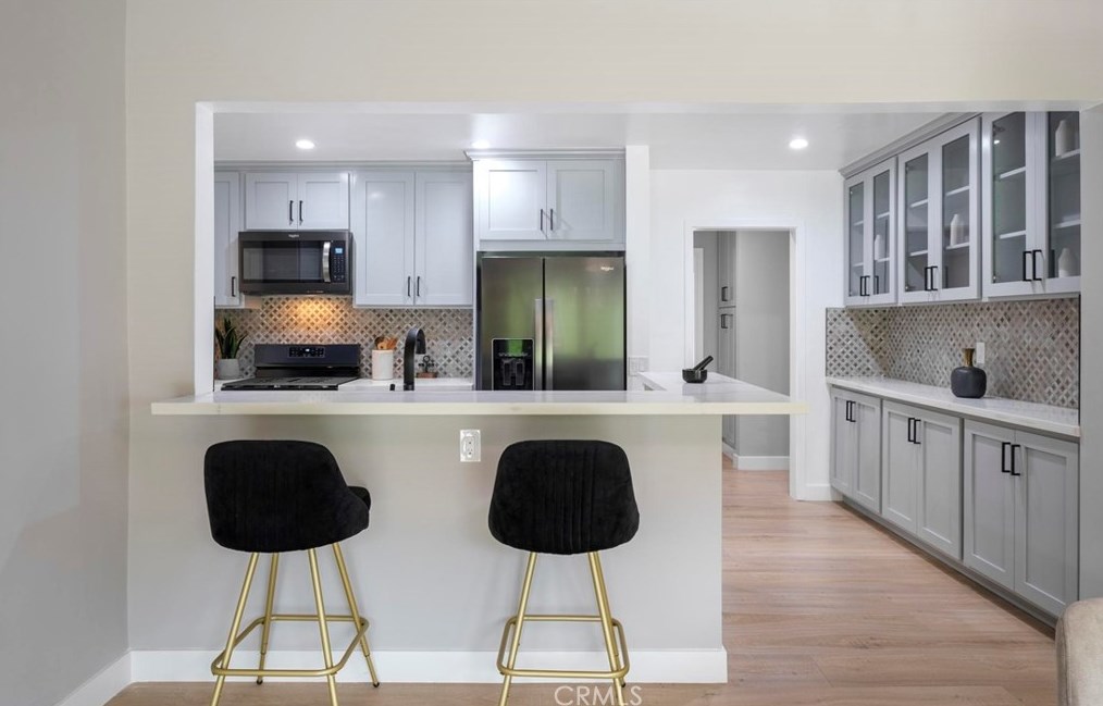 4913 Sharynne Ln, Torrance CA  90505-3356 exterior