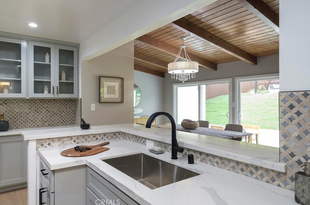 4913 Sharynne Ln, Torrance CA  90505-3356 exterior