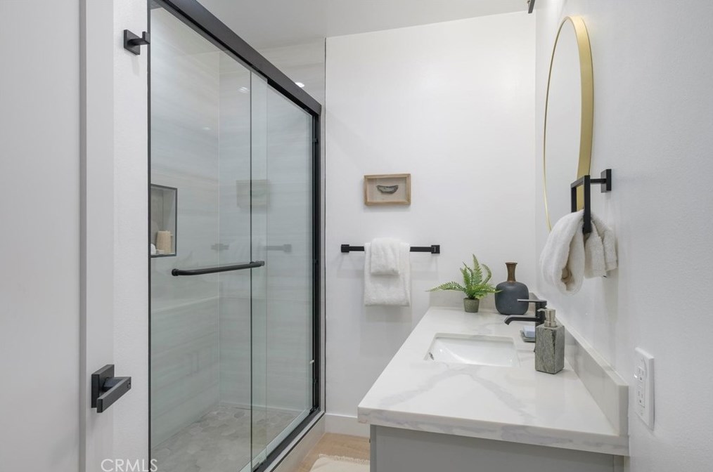 4913 Sharynne Ln, Torrance CA  90505-3356 exterior