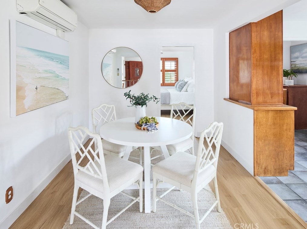 209 Oak Ave, El Segundo CA 90245-5229 exterior